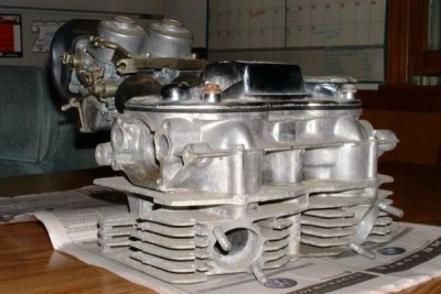 twincarb1_298215411.jpg