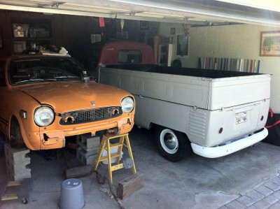 71 Z600 and 59 VW Single Cab 1.jpg