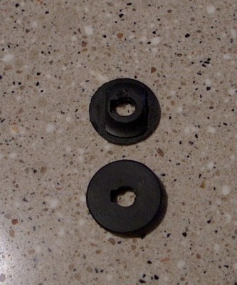Gas lid stop grommet3.JPG