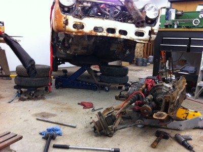 600 piston 034-11155.JPG