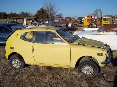 1972 Z600 COUPE.jpg
